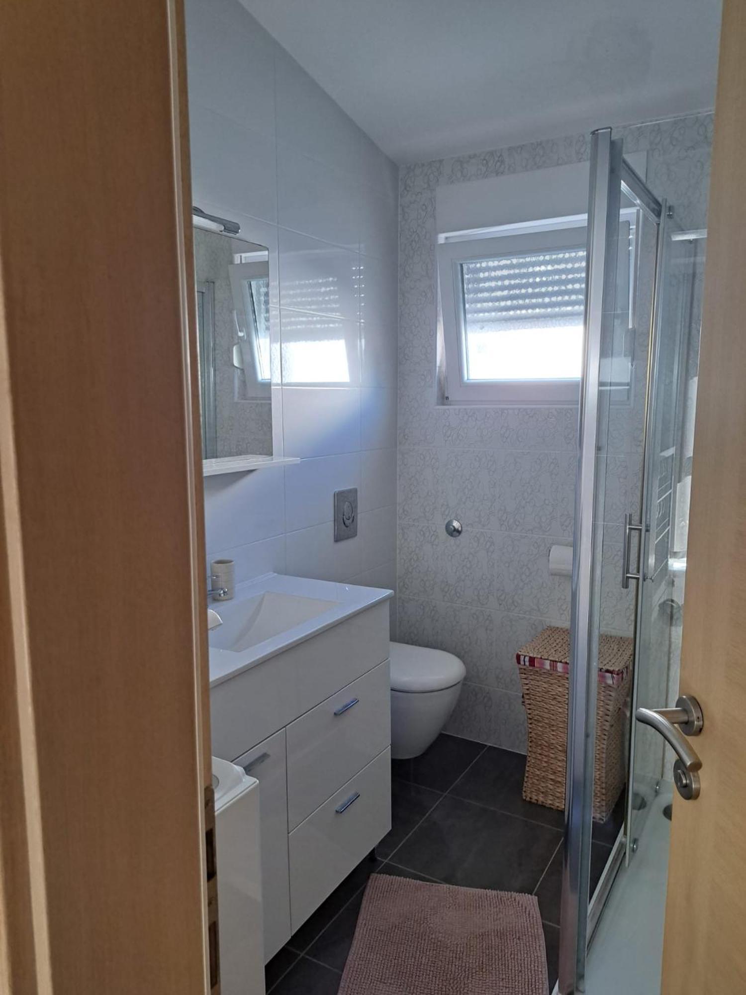 Apartman Lozancic Vir Bagian luar foto